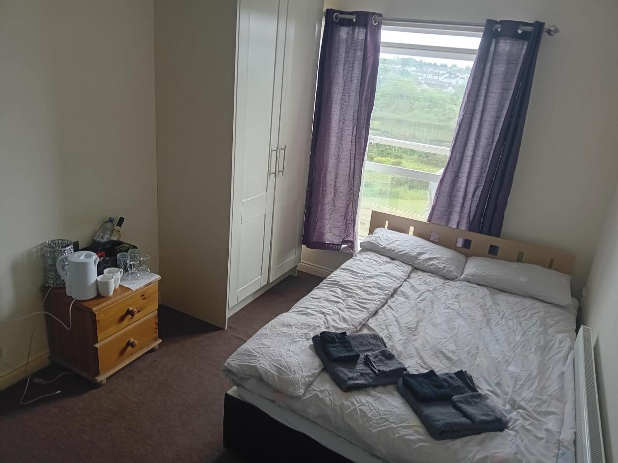 Guest house For Rent In City Waterford